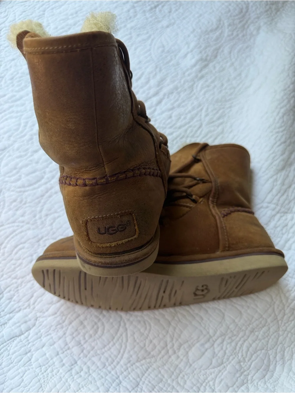 UGG Women’s Lodge Chestnut Suede Shearling Winter Boots